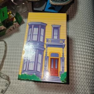 FULL HOUSE EUC 16 SEASON SET IN BOX SET